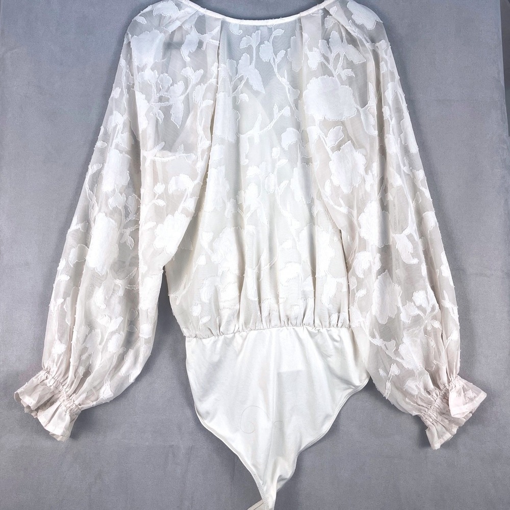 White Birch Women Cream Floral Burnout Long Sleeve V-Neck Romantic Bodysuit M - Picture 6 of 7